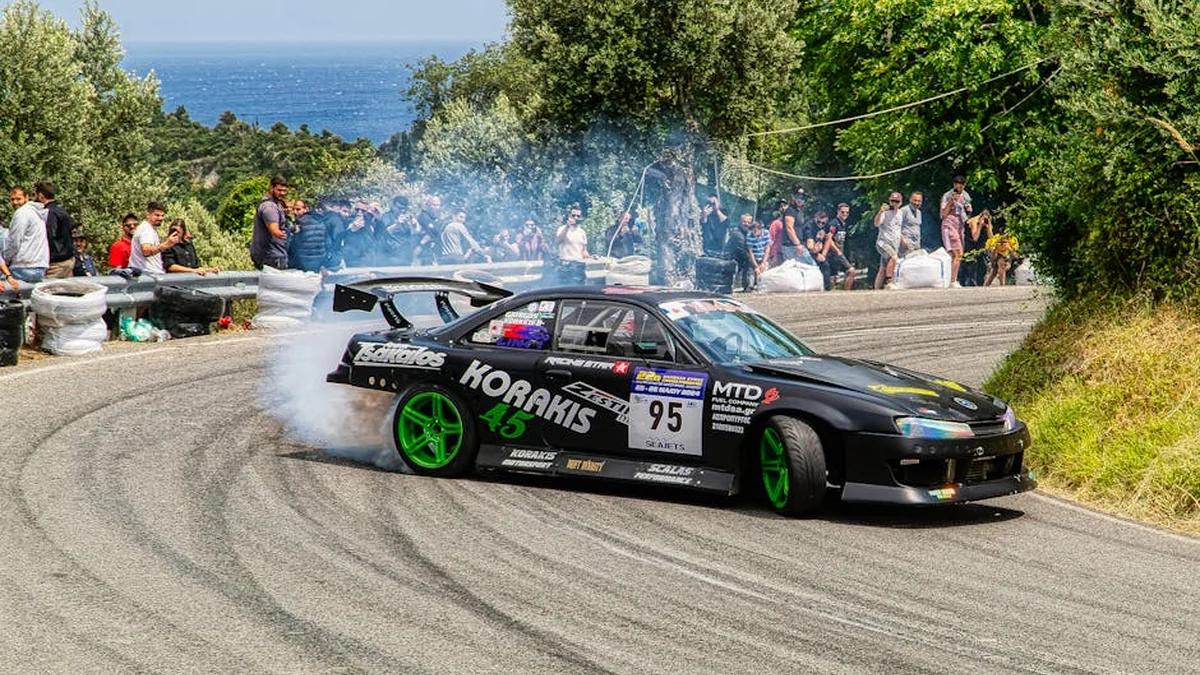 Queen Silvia of Sweden awarded a nurse from Lithuania for the idea of “bringing the forest” to the patient