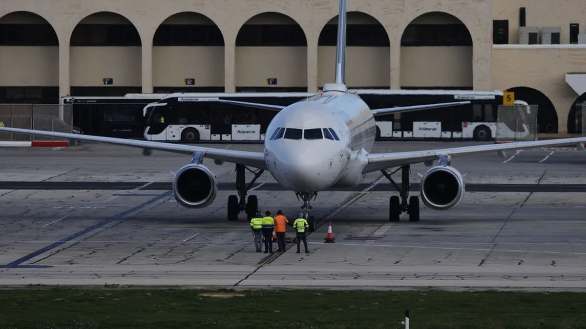 The pilot of a passenger plane made an unbelievable mistake: receiving a signal, Israel raised its fighter jets