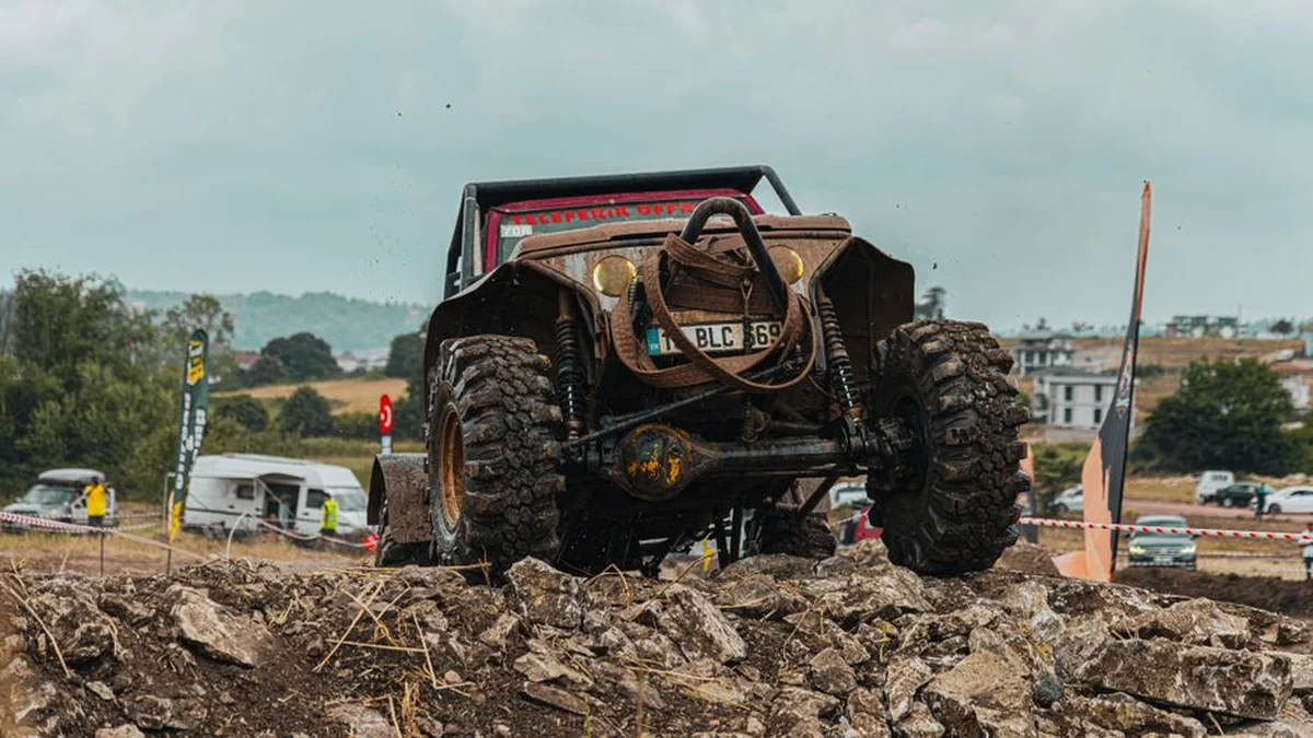 Drivers are furious – the carriageway turned into a barrier: “It’s difficult to get out of the four-wheel drive Subaru”