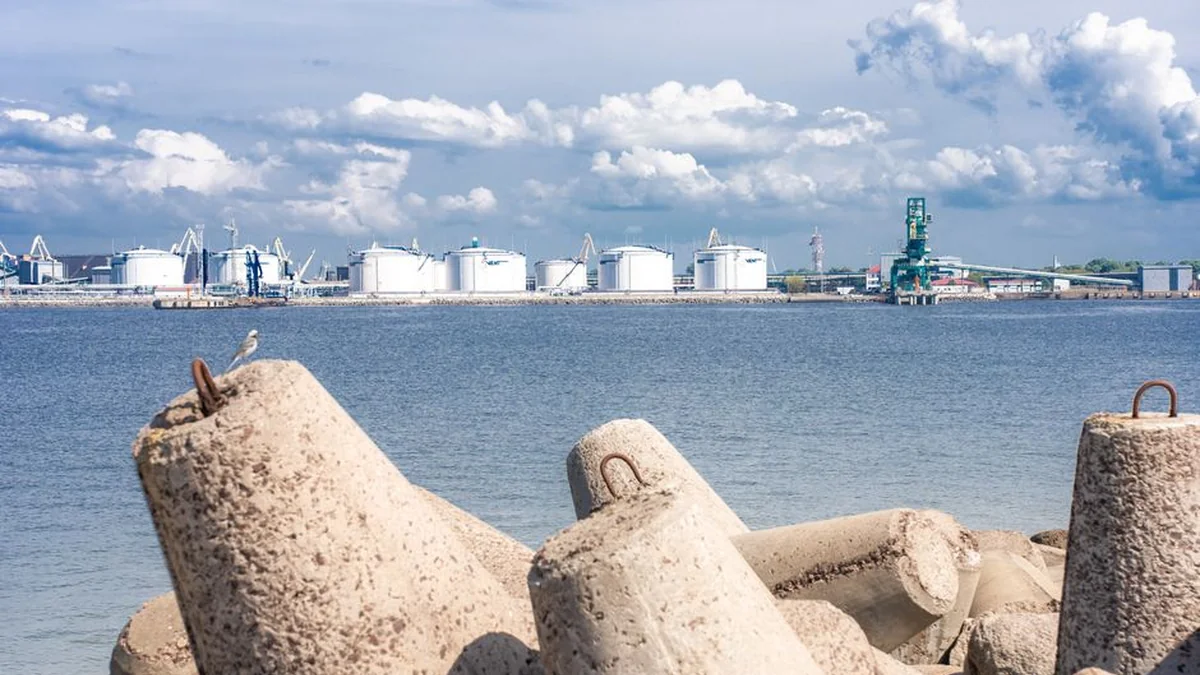 Invisible front behind the Baltic Sea: how to protect critical infrastructure