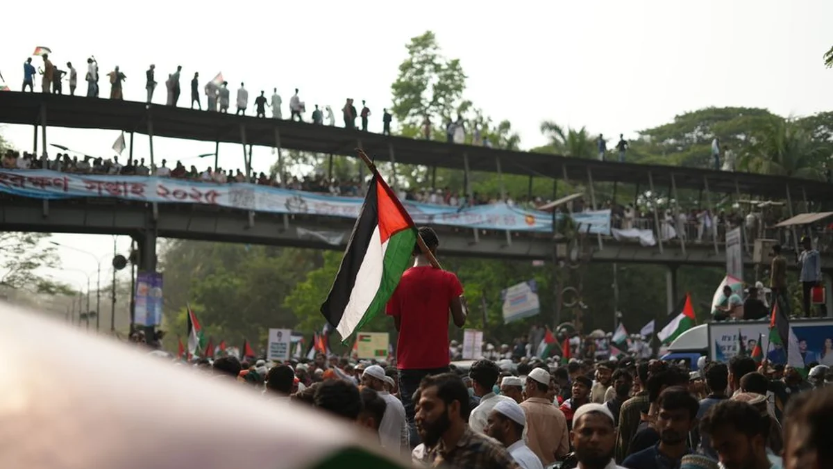 At least eight people were killed in the night raids on Gaza by Israel