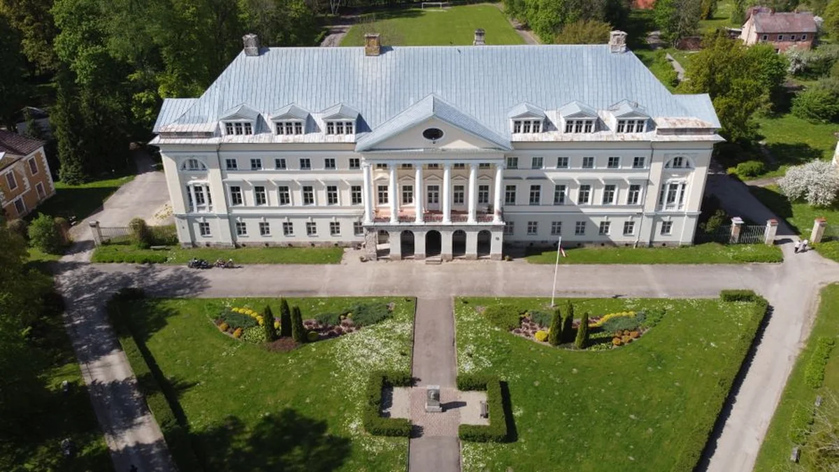 Geriausiems šalies studentams skirtos 29 Prezidentų vardinės stipendijos